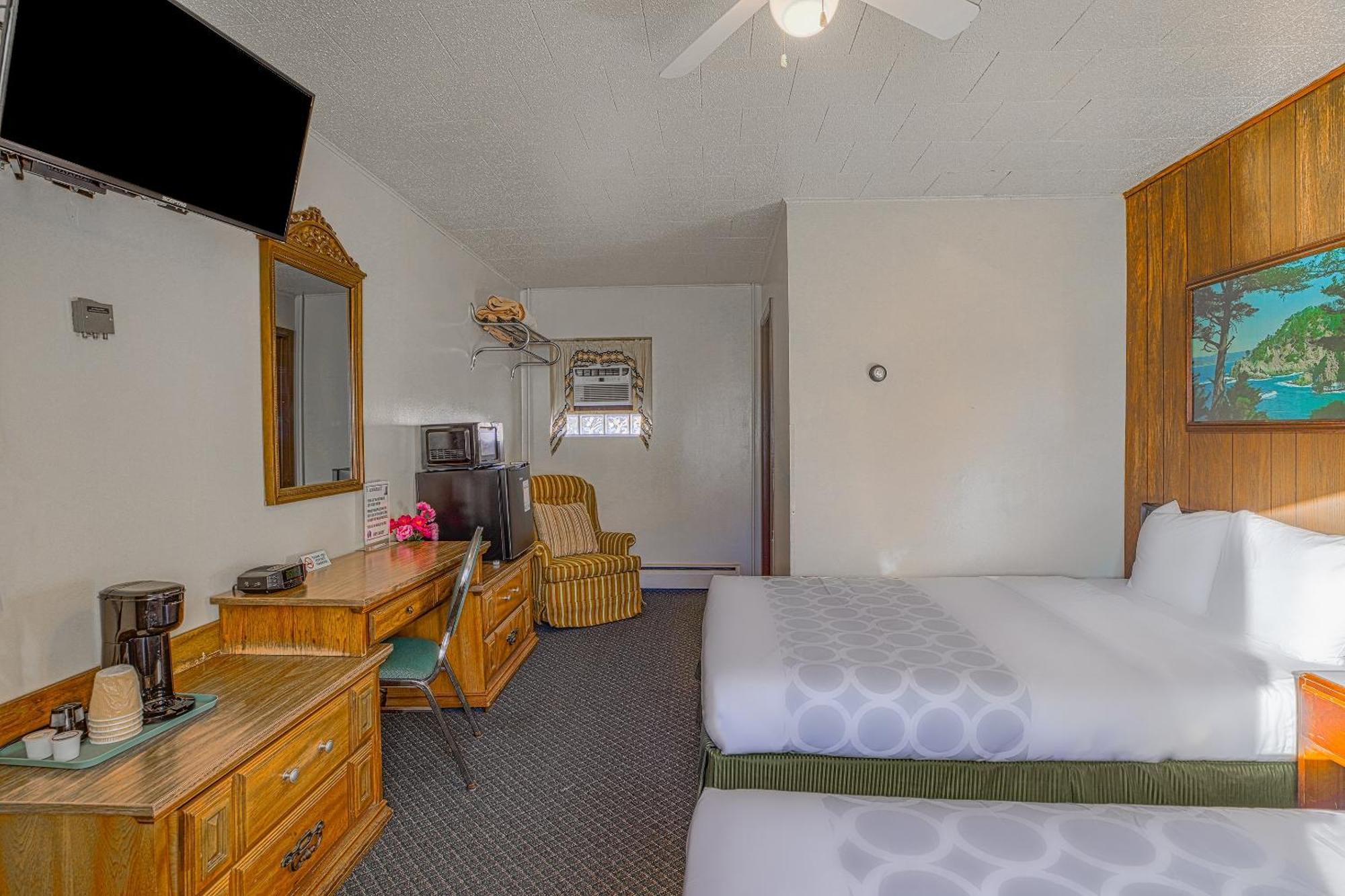 Love Hotels Silver Street By Oyo At Hurley Wi Exteriér fotografie